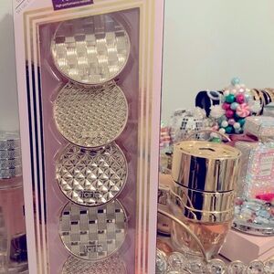 Tarte Gold trio blush st beautiful colors